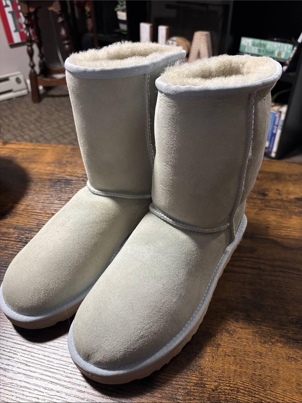 UGG Classic Women's Shearling Lined Winter Boots - Cream